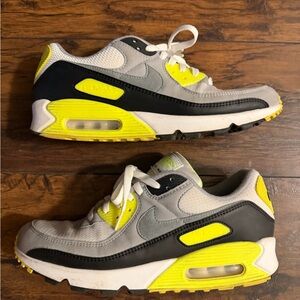 Nike Mens AirMax 90s Gray and Yellow